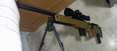 Rifle Remington 700 cañón de 61 roscado, cerrojo con pera táctica, disparador afinado de casa, chasis 20