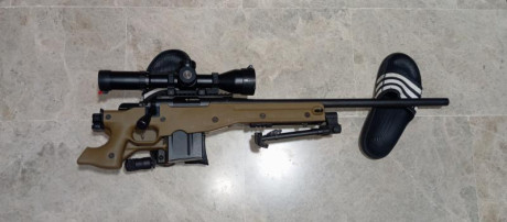 Rifle Remington 700 cañón de 61 roscado, cerrojo con pera táctica, disparador afinado de casa, chasis 30