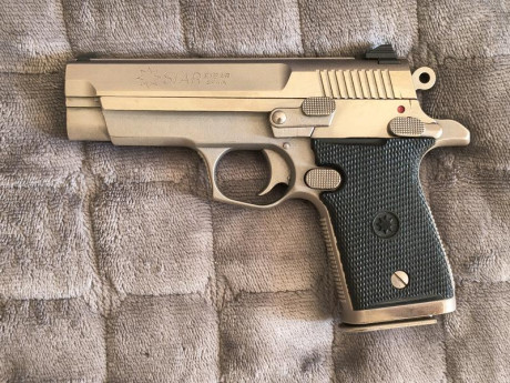 Se vende pistola Star Firestar M43 9mm PB. Muy buen estado. Ideal para porte oculto. Muy estable debido 02