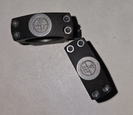 En buen estado. En acero, para visor de 30 mm y rail picatinny/weaver.
Muy robustas. Modelo superaltas 01