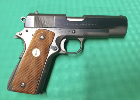 EN VENTA COLT COMBAT COMMANDER CALIBRE 9mm Parabellum. 
CAÑÓN DE 4.25”.
ACABADO PAVÓN. CARRO DE ACERO 02