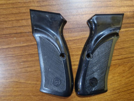 Cachas clasicas cz75 usadas en buen estado. 25€ envio incluido peninsula 01