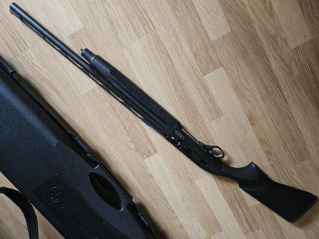 Hola.

Vendo Beretta 1301 COMP . Cañón de 61 cm.
Nueva , procedente de regalo.
Un día de caza. Lo mio 01