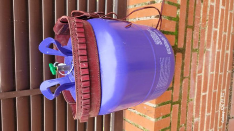 Vendo canana de doble funda(diferentes) compradas en Estados Unidos, 110cm.  50 euros mas porte o entrega 00