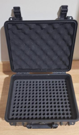 Pongo la la venta los siguientes accesorios relacionados con la recarga:

1.- 6 Cajas de almacenamiento 22