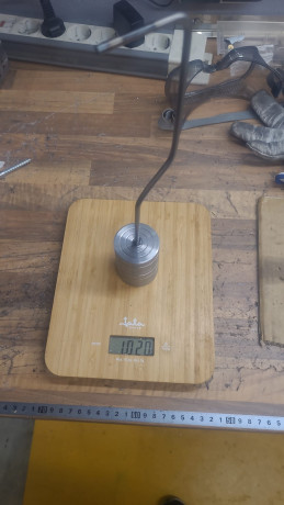 Se realizan encargos de mecanizado en general con torno y/o fresadora completamente artesanales.
Puertos 22