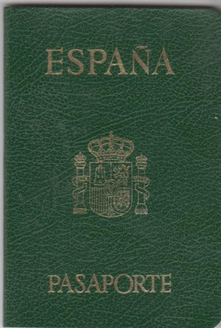  EN RECUERDO Y HOMENAJE A LOS QUE YA NO ESTÁN. 

Si pones en  GOOGLE    PASAPORTES EN LA MEMORIA   da 60