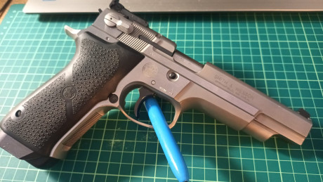 Vendo SW Target Champion 9mm Performance Center.
De las importadas por Wischo.
Tres cargadores
Cacha original 20