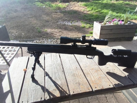 Buenas se vende este rifle de airsoft casi nuevo con maletín por no usar de colección no tiene partidas
Precio 01