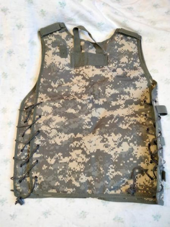 Hola, vendo un chaleco de la marca Barbarjc Force , nuevo a estrenar , talla S-M , yo uso una XL -XXL 00