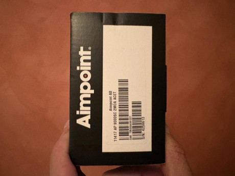 Buenos días,

Mi padre ha dejado la caza y vendo un Aimpoint 9000SC,  usado que funciona perfectamente. 00