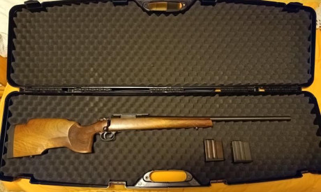 URGE VENTA 
Se vende CZ 557 Varmint calibre 308. Comprado en nuevo en 2023. Culata de nogal. Paso de estría 01