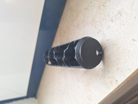 Accesorios sobrantes que tengo da la LESHIY CLASSIC:

Baffles original - 10€ + portes
Empuñaduras impreso 00