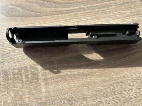 Hola, vendo mi Glock 17 gen 4 con maletin, dos cargadores y todo lo que veía en la caja vaya…
La cambio 00