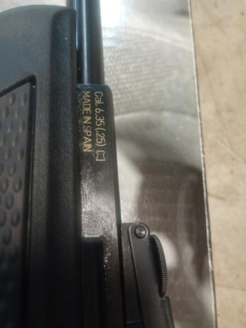 Hola! Pongo en venta mi Gamo Shadow DX en calibre 6,35. Lleva carril para ópticas.
Por no darle uso ninguno, 01