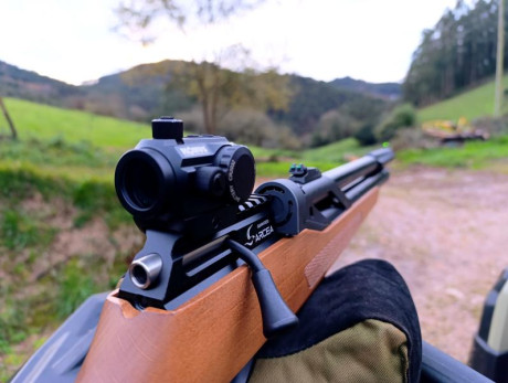 Hoy me he comprado una T-rex 4,5 madera. Todavía no se ven casi de madera, alguna por aquí? Tengo que 32