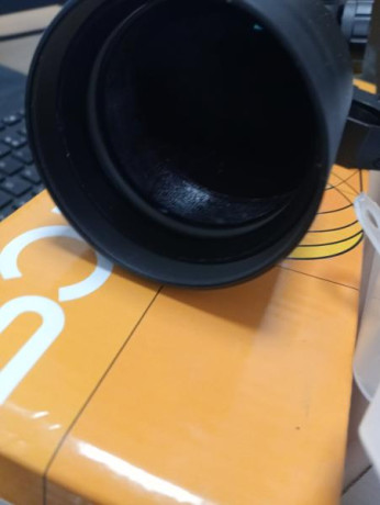 Visor arcea 10-40x60 con muy poco uso. Con su caja, accesorios y dos juegos de anillas, de 11mm y de 22.
Precio 01