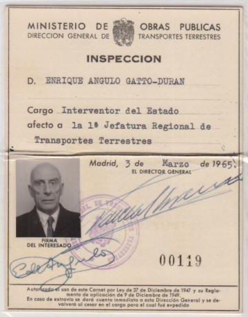  EN RECUERDO Y HOMENAJE A LOS QUE YA NO ESTÁN. 

Si pones en  GOOGLE    PASAPORTES EN LA MEMORIA   da 100