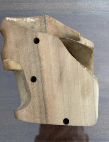 Se ofrece una Hammerli 150 con repuestos mecanismos, todo como nuevo. Tiene muchos años sin usar guardada, 11