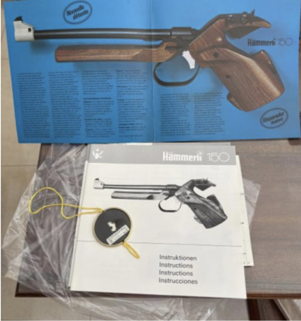 Se ofrece una Hammerli 150 con repuestos mecanismos, todo como nuevo. Tiene muchos años sin usar guardada, 10