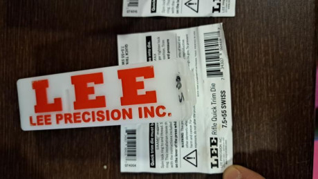 Se incluyen los cuatro  calibres recortadores mas la manivela
Estan como nuevos
35 euros mas gastos de 00