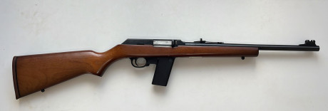 Hola compañeros 
Muy a mi pesar pongo en venta esta carabina del 45 muy difícil de conseguir y en perfecto 10