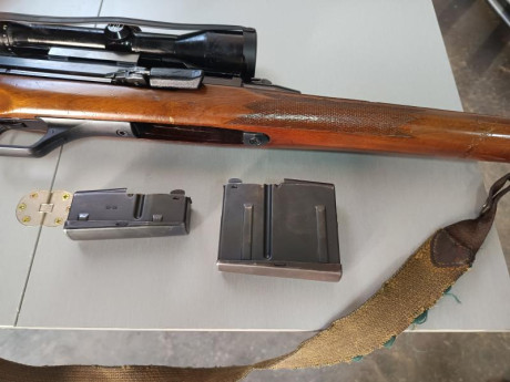 Hola compañeros y feliz navidad, un amigo me ha pedido que le ayude con la venta de un rifle HK 940 cañón 00