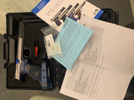 Hola. Pongo en venta por no usar una magnifica Hammerli XS Sport. 22lr.
Ideal como primer arma para subir 00