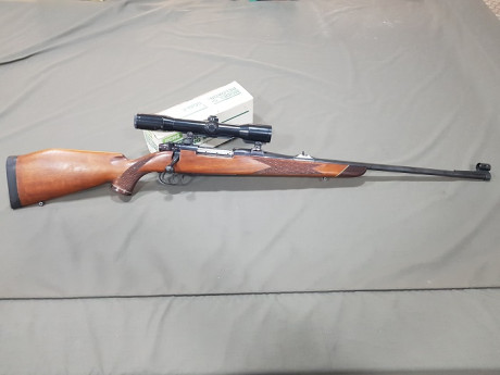 Vendo Sauer Weatherby calibre 300wby con bases/monturas Shuler y visor Carl Zeis 1,5-6x, lo vendo por 11