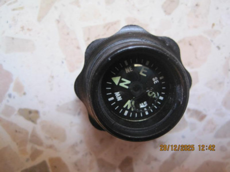 Vendo cuchillo AITOR JUNGLE KING II, nuevo en su caja de cartón, de colección.

  PRECIO: 150,00 €, con 12