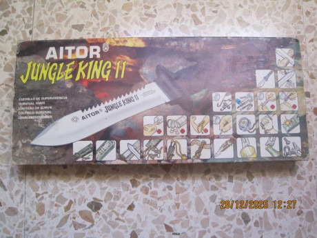 Vendo cuchillo AITOR JUNGLE KING II, nuevo en su caja de cartón, de colección.

  PRECIO: 150,00 €, con 20