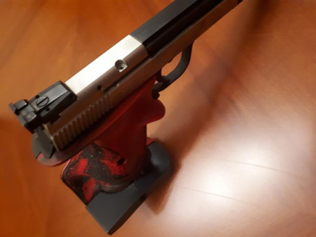 Saludos pongo en el foro pistola  modelo hammerli
esse sport. Como ya es conocido son pistolas del calibre 122