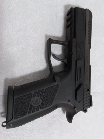      ***ÚLTIMA REBAJA, NUEVO PRECIO 1400 €***   

De nuevo en venta pistola CZ P07 calibre 9MM., con kit 10
