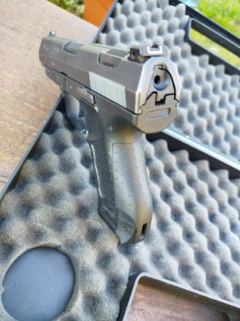 Vendo walther p99 , empuñadura talla M recién cambiada. Usada para empezar en ipsc y va bien. Cambio a 00