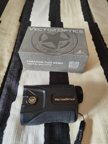 Pongo en venta telémetro de la marca Vector Optics, el modelo es el Paragon Gen III. Trae compatibilidad 01