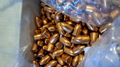 Vendo estos proywctiles
825  Rn 124 grains 9 mmpb
475 Fp 124 grains 9 mmpb
Total 1300,
Precio 80 euros 00