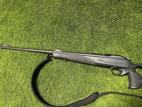 Vendo rifle Blaser modelo R8 success calibre 270 winchester short magnum. Comprado en 2021 solo usado 02