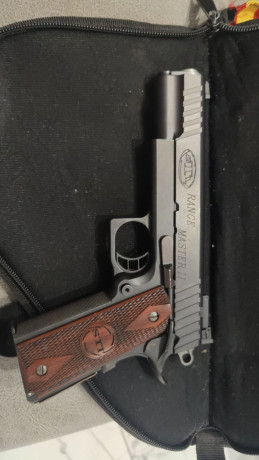 Buenas a todos, estoy mirando de comprar una Sti ranger master y me e encontrado con una Ranger master 20