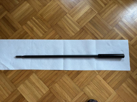 Vendo cañón. Hw100 600 mm largo en 4.5mm
Va con funda de carbono y moderador weihrauch. 
Precio 120 euros. 01