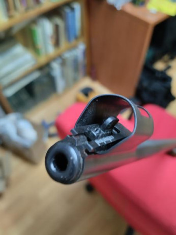 Vendo carabina Brno 22lr en muy buen estado, muy cuidada y con impresionante precisión. Lleva un alza 02