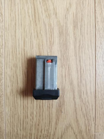 Vendo Cargador Remington 597 de 10 cartuchos del 22lr.

35€ envio incluido 01