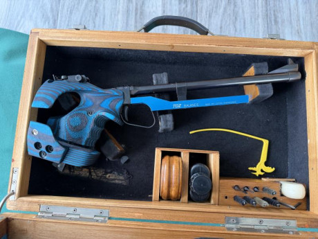 Buenas tardes compañeros ,  muy a pesar mio me veo en la tesitura de sacar a la venta mis compañeras de 02