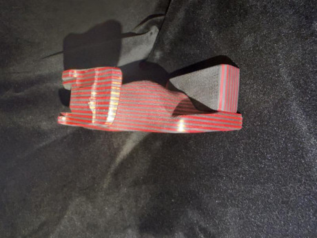 Vendo cacha Rink  para Steyr Lp 50  o steyr EVO 10 muy poco uso ( parámetros Talla: M Laterelidad :derecha 01