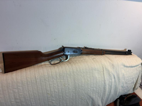 VENDO WINCHESTER 94. CAL 3030 EN UN  MAGNIFICO ESTADO  TANTO MADERAS COMO PAVON TODO ORIGINAL 
 ESTA EN 00