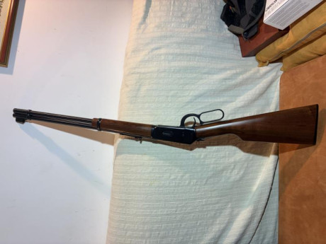 VENDO WINCHESTER 94. CAL 3030 EN UN  MAGNIFICO ESTADO  TANTO MADERAS COMO PAVON TODO ORIGINAL 
 ESTA EN 12