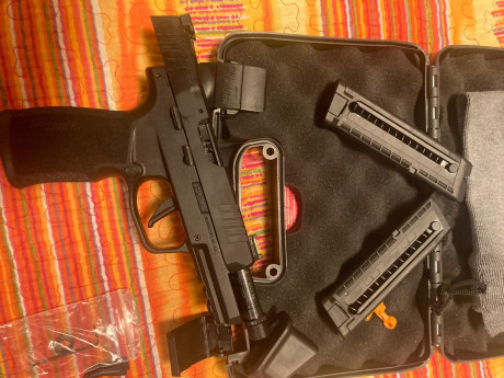 Buenas tardes, vendo una preciosa Sig Sauer P322 que me compré por capricho y la verdad es que apenas 00