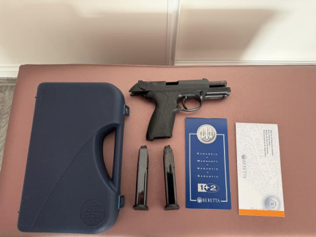 Buenos dias compañeros, vendo Beretta Px4 prácticamente nueva muy poco uso precio 350 €. interesados 696034006 01