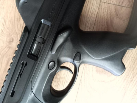 Beretta Cx4 Storm en cal. 9pb, muy cuidada. Lleva conmigo muchísimo tiempo y ha tenido muy poco uso.

Se 00