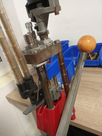 Se vende lee pro 1000 con plato del 9mm
Precio sin dies 120€ 00