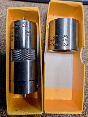 Pongo la la venta los siguientes accesorios relacionados con la recarga:


1.- 1 caja de almacenamiento 00